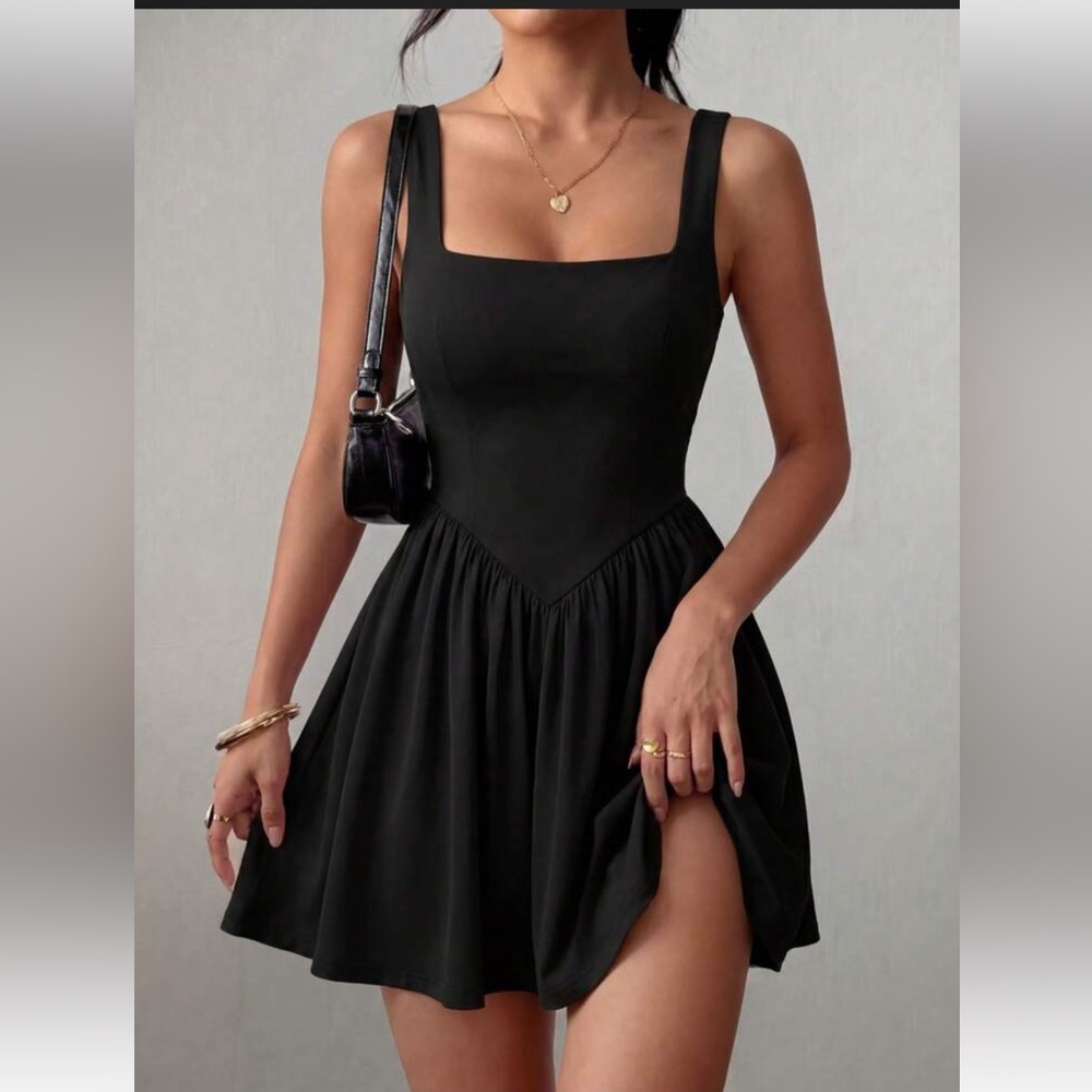 OYS Tik Tok Viral Black Mini Skater Dress Black with Pockets Medium NWOT